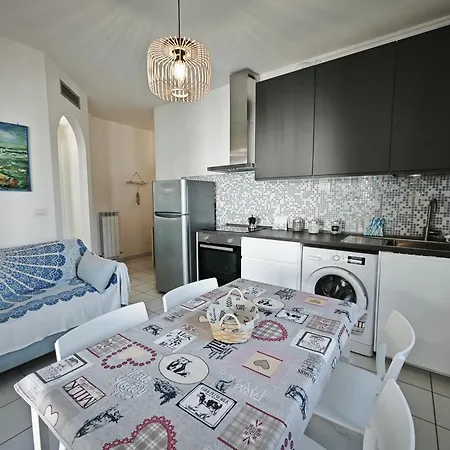 L15 Grazioso Bilocale Con Posto Auto Apartment